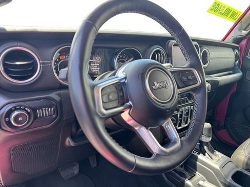 Certified 2022 Jeep Wrangler Unlimited Sahara w/ Cold Weather Group AWD/4WD image 15
