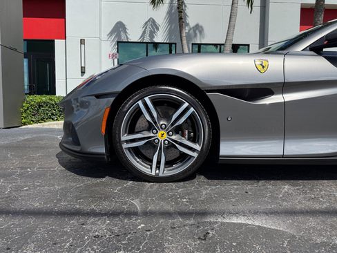 Used 2022 Ferrari Portofino M RWD image 10