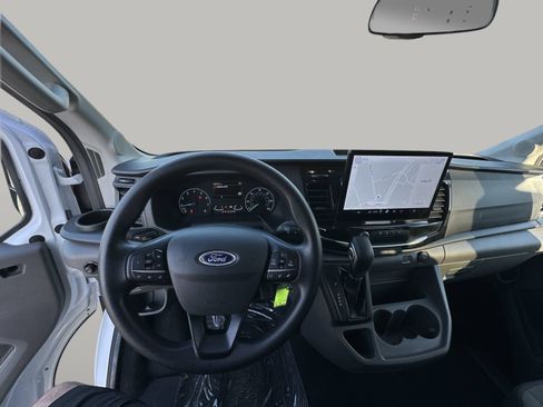 Used 2024 Ford Transit 350 XLT RWD image 28
