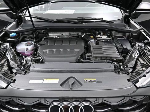 New 2026 Audi Q3 quattro 2.0T AWD/4WD image 15
