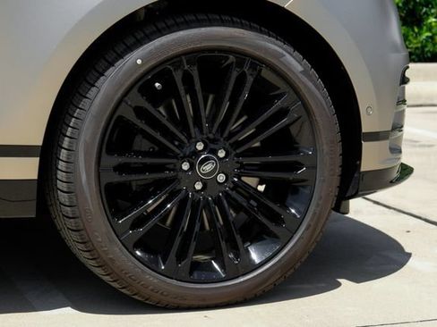 New 2026 Land Rover Range Rover Velar Belgravia AWD/4WD image 68