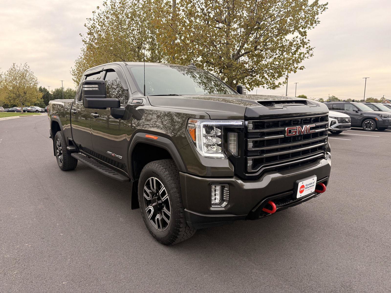 Used 2022 GMC Sierra 2500 AT4 AWD/4WD image 2