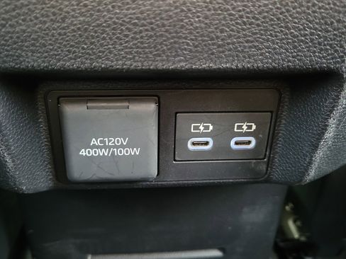 Used 2024 Toyota Tacoma TRD Off-Road w/ TRD Off Road Upgrade Package image 11