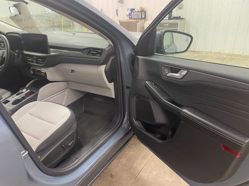 Used 2023 Ford Escape Active w/ Tech Pack #2 image 29