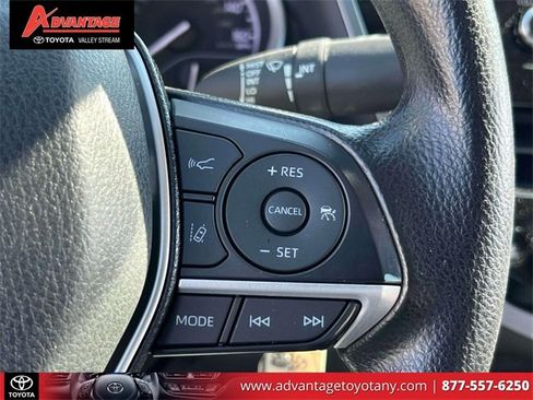 Certified 2022 Toyota Camry LE image 25