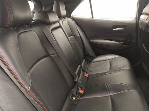 Used 2019 Toyota Corolla SE image 19