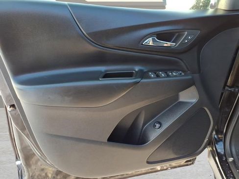 Used 2023 Chevrolet Equinox LT image 13