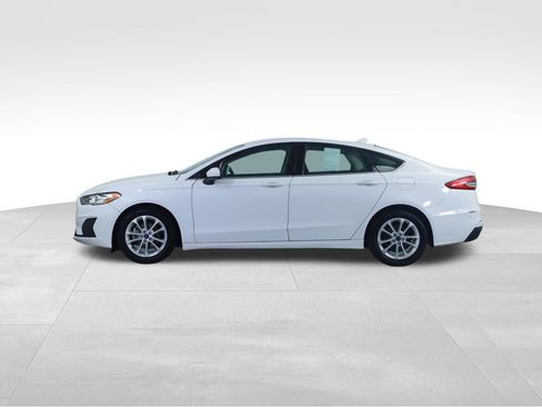 Used 2020 Ford Fusion SE FWD image 9