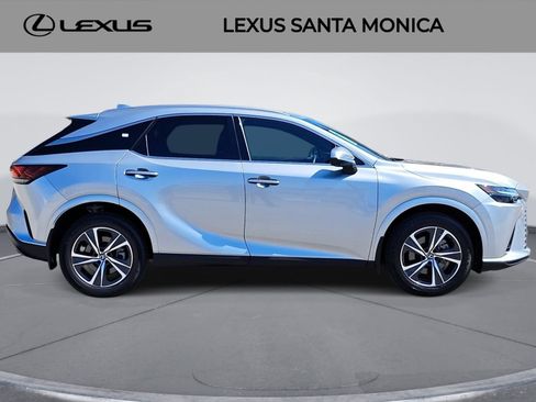 Used 2024 Lexus RX 350h w/ Convenience Package AWD/4WD image 4