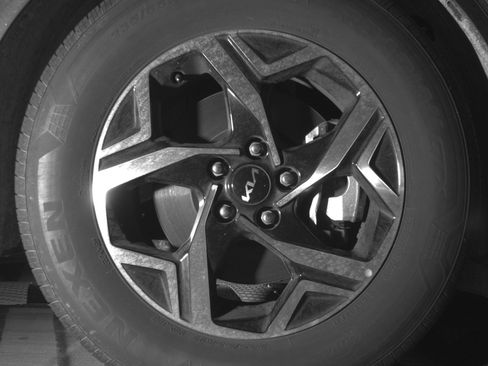 Used 2025 Kia Sportage LX image 13