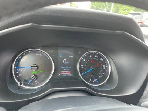Used 2020 Toyota RAV4 XLE w/ Convenience Package AWD/4WD image 15