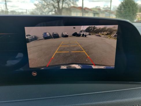 Used 2025 Cadillac XT4 Premium Luxury image 15