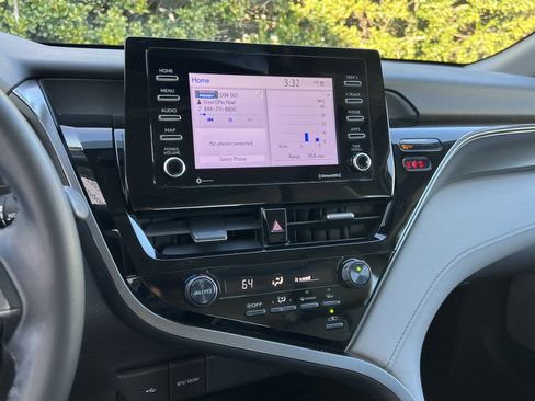 Used 2021 Toyota Camry SE w/ Convenience Package image 22