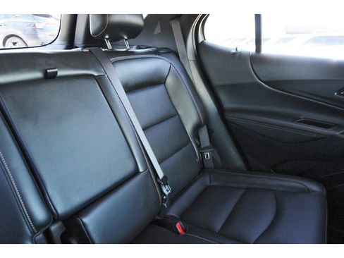 Used 2021 Chevrolet Equinox Premier image 13