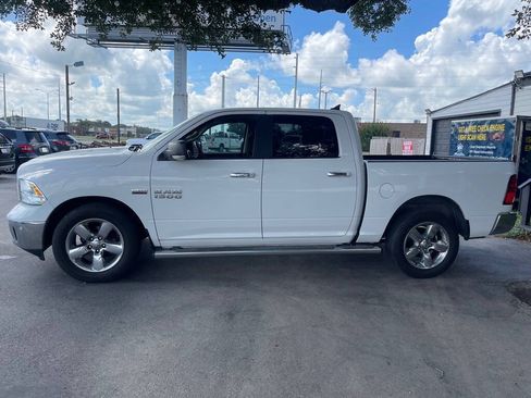 Used 2017 RAM 1500 Lone Star RWD image 4