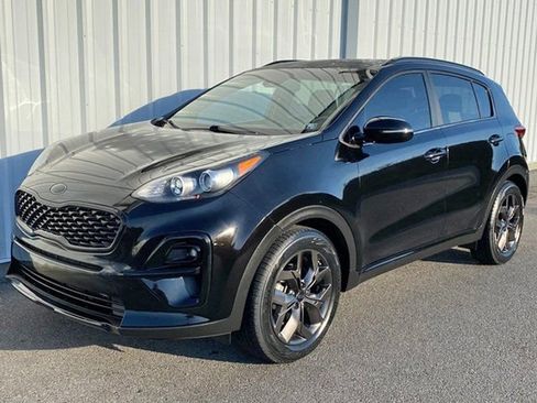 Used 2022 Kia Sportage Nightfall Edition image 8