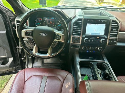 Used 2018 Ford F350 Platinum w/ Platinum Ultimate Package AWD/4WD image 32