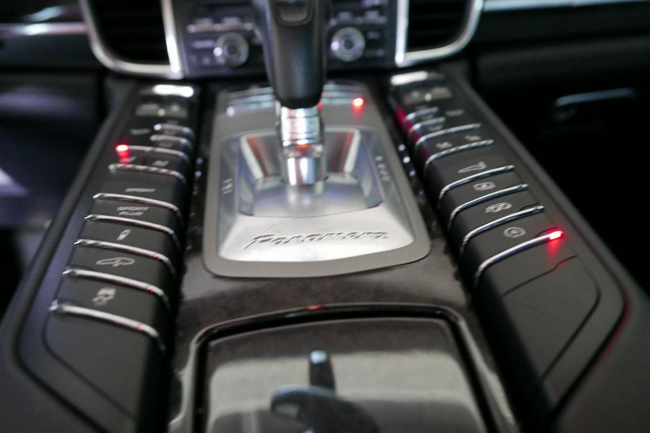 Used 2012 Porsche Panamera Turbo S AWD/4WD image 21