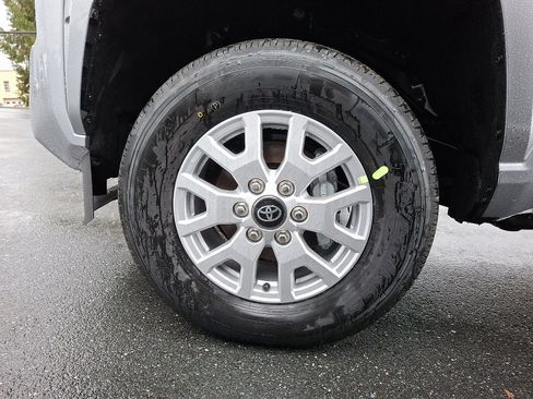 New 2026 Toyota Tacoma SR5 image 4