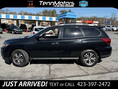 Used 2018 Nissan Pathfinder S image 8