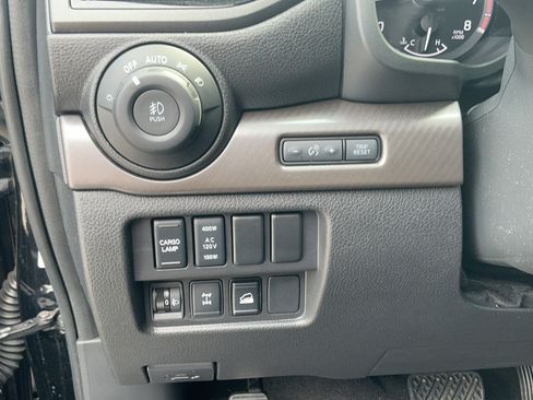 Certified 2024 Nissan Titan PRO-4X w/ Pro-4x Convenience Package AWD/4WD image 16