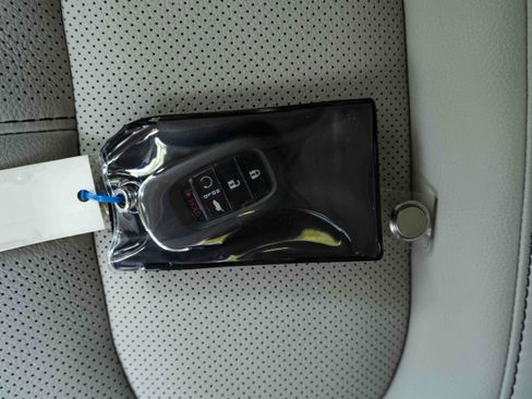 Used 2026 Honda Pilot Elite image 49