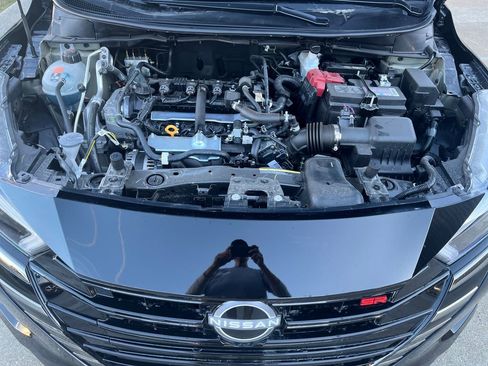 New 2025 Nissan Versa SR image 21