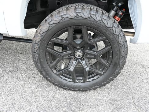 New 2025 Ford F150 Lariat w/ Equipment Group 502A High image 12