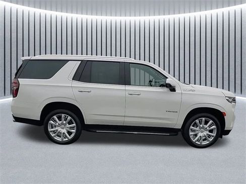 Certified 2023 Chevrolet Tahoe High Country image 2