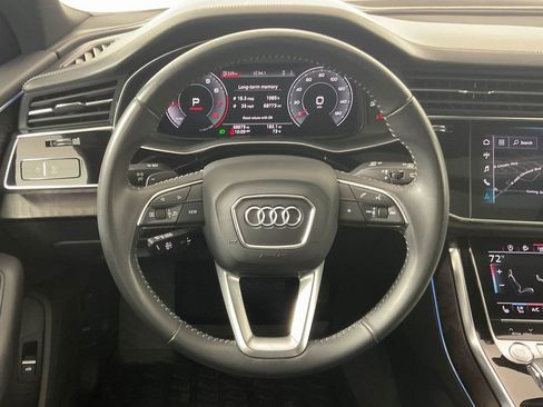 Used 2019 Audi Q8 Prestige AWD/4WD image 12