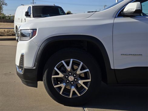 Used 2023 GMC Acadia SLE w/ Driver Convenience Package image 28