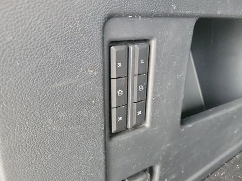 Used 2023 Lincoln Navigator Reserve AWD/4WD image 30