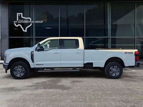 New 2026 Ford F350 Lariat w/ FX4 Off-Road Package image 2