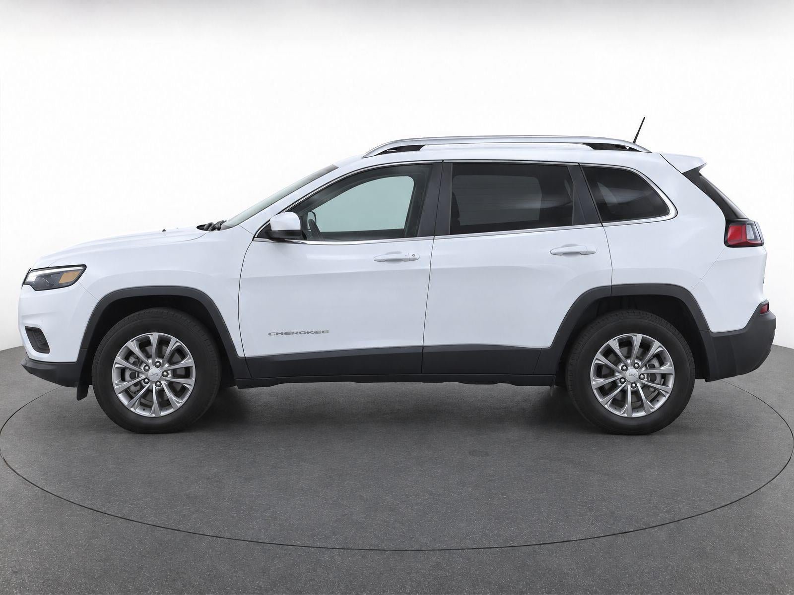 Used 2021 Jeep Cherokee Latitude Lux w/ Mopar Interior Package AWD/4WD image 6