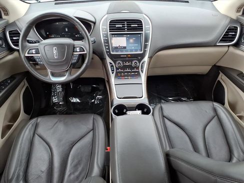 Used 2019 Lincoln Nautilus Reserve w/ Driver Assistance Package image 11