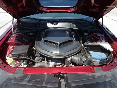 Used 2018 Dodge Challenger R/T Scat Pack RWD image 21