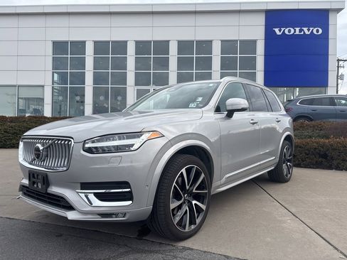 Certified 2023 Volvo XC90 B5 Plus image 40