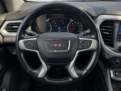 Used 2020 GMC Acadia SLT FWD image 9