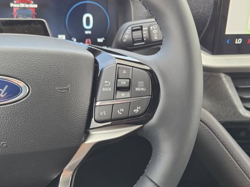 New 2026 Ford Explorer Platinum image 27