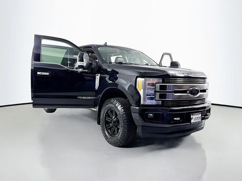 Used 2019 Ford F350 Limited AWD/4WD image 30