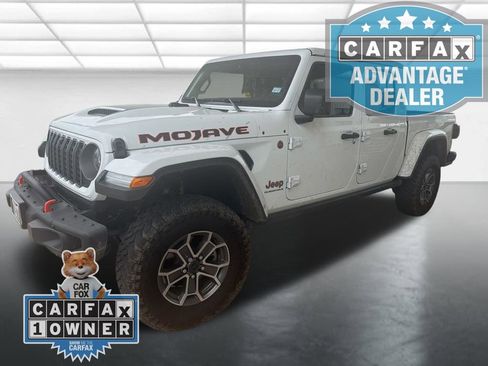 Used 2025 Jeep Gladiator Mojave AWD/4WD image 5