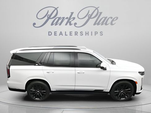 Used 2023 Cadillac Escalade Sport Platinum AWD/4WD image 20