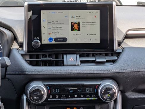 Used 2025 Toyota RAV4 LE AWD/4WD image 13