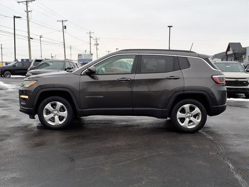 Used 2018 Jeep Compass Latitude w/ Popular Equipment Group image 6