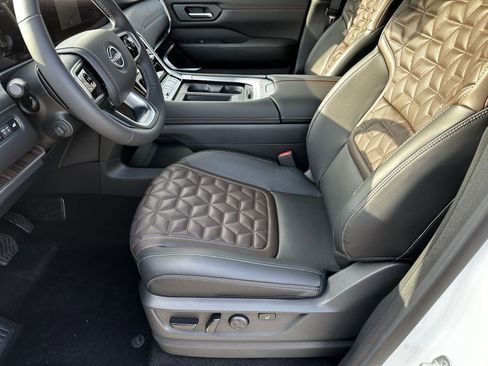 New 2026 Nissan Armada Platinum Reserve w/ Accent Package image 9