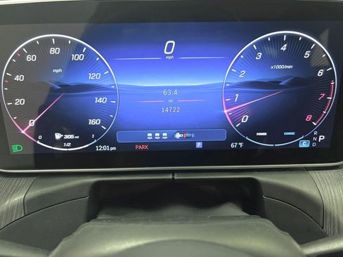 Used 2025 Mercedes-Benz C 300 4MATIC Sedan image 19