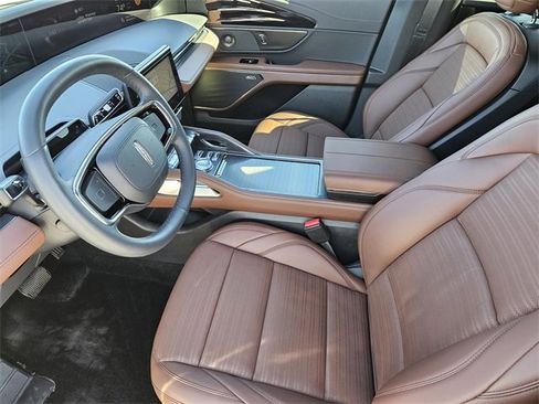 New 2026 Lincoln Nautilus Reserve w/ Jet Appearance Package image 12