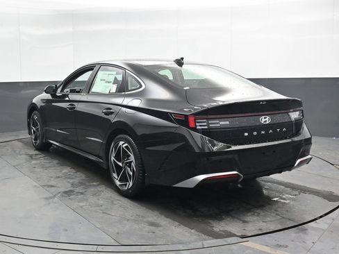 New 2026 Hyundai Sonata SEL FWD image 10