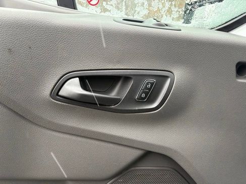 Used 2024 Ford Transit 250 Low Roof w/ Exterior Upgrade Package image 27