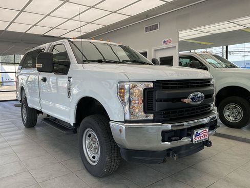 Used 2019 Ford F250 XL w/ XL Value Package AWD/4WD image 1